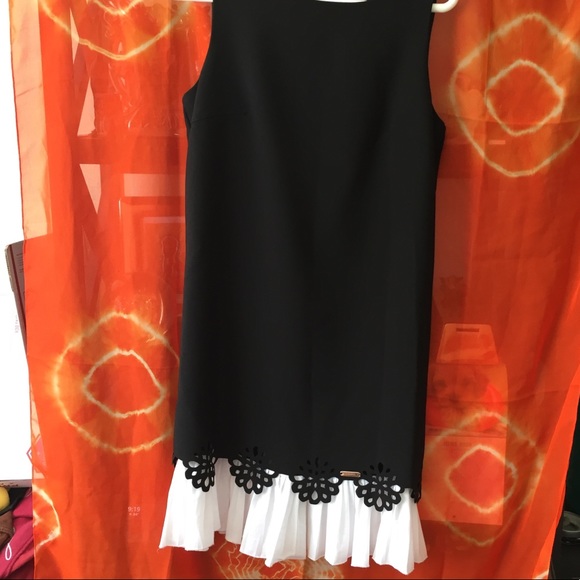 Babylon Black Dress LaserCut Trim Flared White Hem - Picture 2 of 12
